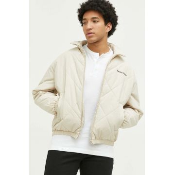 Tommy Jeans geaca barbati, culoarea bej, de tranzitie