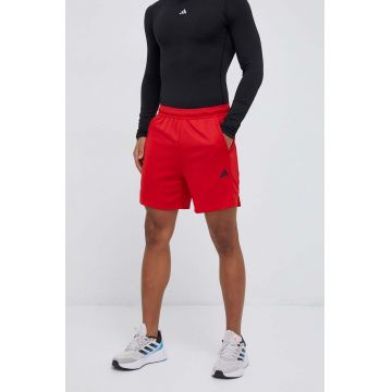 adidas Performance pantaloni scurți de antrenament Training Essentials culoarea rosu