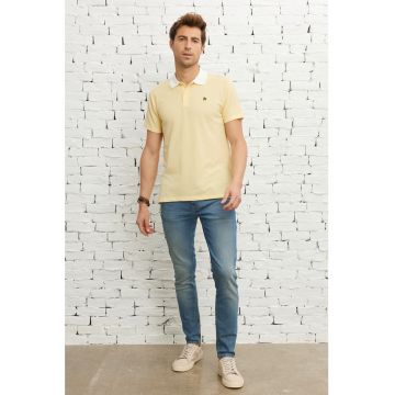 Tricou polo slim fit cu guler contrastant