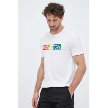 United Colors of Benetton tricou din bumbac culoarea alb, cu imprimeu