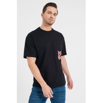 Tricou supradimensionat cu buzunar pe piept Dampato