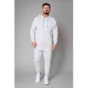 Trening cu maneci raglan