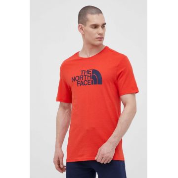 The North Face tricou din bumbac culoarea rosu, cu imprimeu