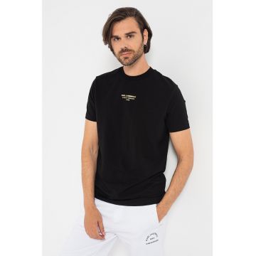 Tricou cu decolteu la baza gatului si logo