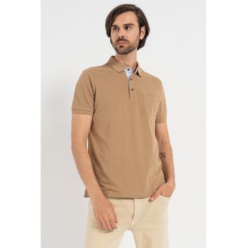 Tricou polo cu buzunar pe piept