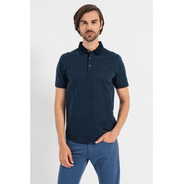 Tricou polo cu fenta scurta cu nasturi