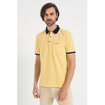 Tricou polo de bumbac cu margini contrastante