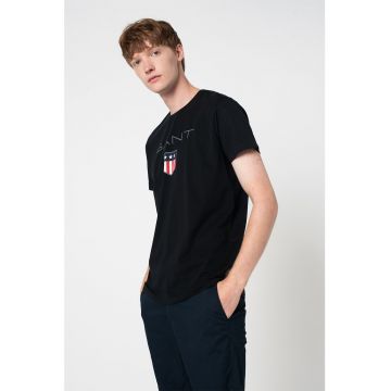 Tricou cu decolteu la baza gatului si imprimeu logo