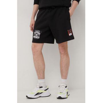 Reebok Classic pantaloni scurti barbati, culoarea negru