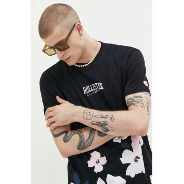 Hollister Co. tricou din bumbac culoarea negru, cu imprimeu