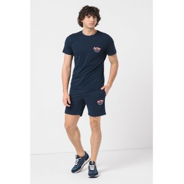 Set de tricou cu decolteu la baza gatului si pantaloni scurti Andy