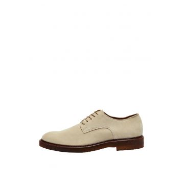 Pantofi de piele intoarsa