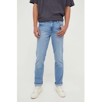 Wrangler jeansi Greensboro barbati