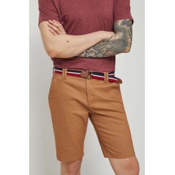 Medicine pantaloni scurti barbati, culoarea maro