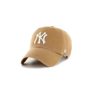 47brand șapcă de baseball din bumbac MLB New York Yankees culoarea bej, cu imprimeu  B-NLRGW17GWS-QLA