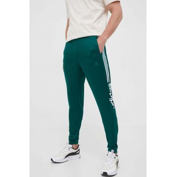 adidas pantaloni de trening culoarea verde, cu imprimeu