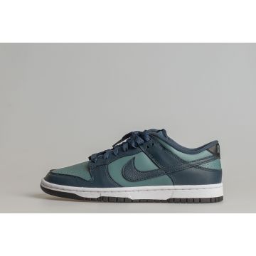 Dunk Low Retro