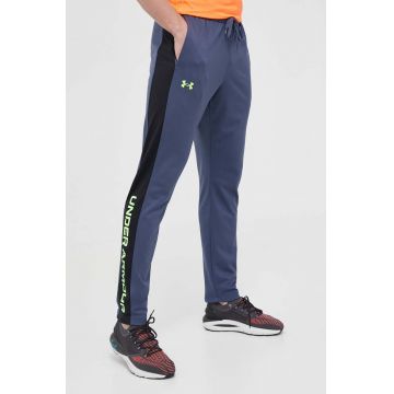 Under Armour pantaloni barbati, culoarea albastru marin, cu imprimeu 1366213-001