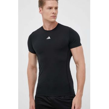 adidas Performance tricou de antrenament Techfit culoarea negru, uni HK2337