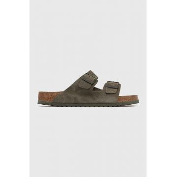 Birkenstock papuci din piele Arizona barbati, culoarea verde, 1025657