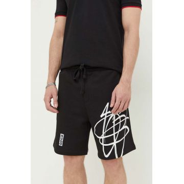 HUGO pantaloni scurti din bumbac culoarea negru