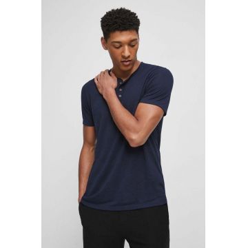 Medicine tricou de in culoarea albastru marin, neted