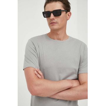 United Colors of Benetton tricou din bumbac culoarea gri, neted