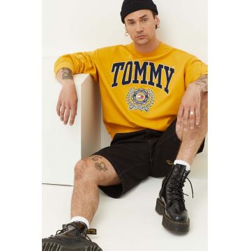 Tommy Jeans hanorac de bumbac barbati, culoarea galben, cu imprimeu