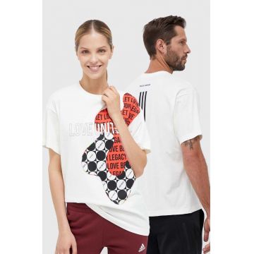 adidas tricou din bumbac PRIDE culoarea bej, cu imprimeu