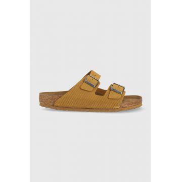 Birkenstock papuci din piele Arizona Corduroy bărbați, culoarea maro, 1026093