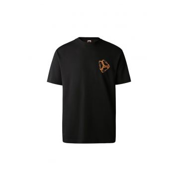 Tricou cu decolteu la baza gatului si imprimeu grafic