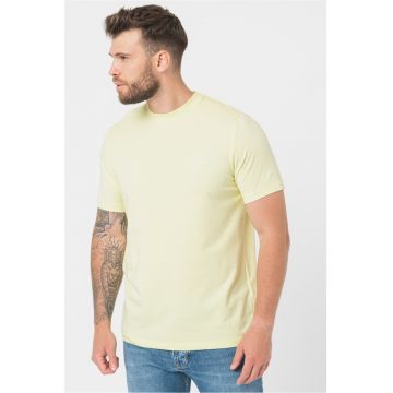 Tricou din amestec de bumbac cu decolteu la baza gatului Tricou din amestec de bumbac cu decolteu la baza gatului
