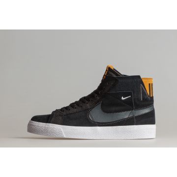 Zoom Blazer Mid