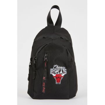 Geanta slingbag cu Chicago Bulls