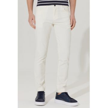 Pantaloni slim fit cu talie medie