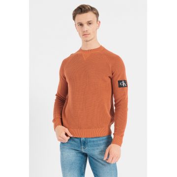 Pulover texturat cu decolteu la baza gatului