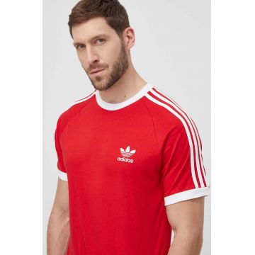adidas Originals tricou din bumbac Adicolor Classics 3-Stripes culoarea roșu, cu model IA4852