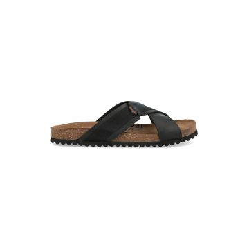 Papuci de piele si material textil