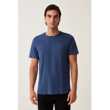 Tricou cu buzunar pe piept