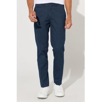 Pantaloni chino regular fit eleganti