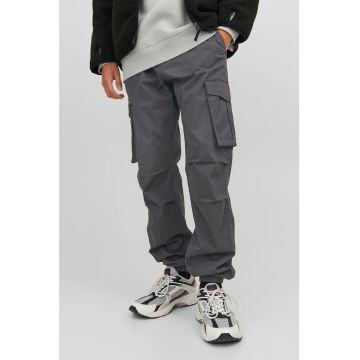 Pantaloni cargo cu snur in talie