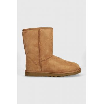 UGG cizme de zapada din piele intoarsa Classic Short culoarea maro, 5800 UGG cizme de zapada din piele intoarsa Classic Short culoarea maro, 5800