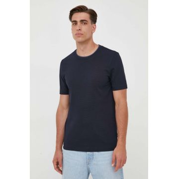 BOSS tricou barbati, culoarea albastru marin, neted