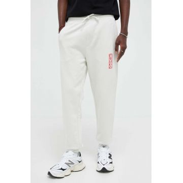 HUGO pantaloni de trening din bumbac culoarea verde, cu imprimeu