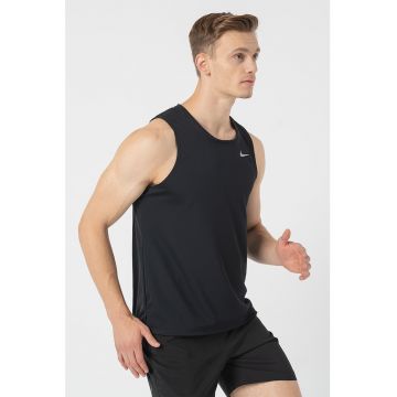 Top cu tehnologie Dri-Fit pentru alergare Miler