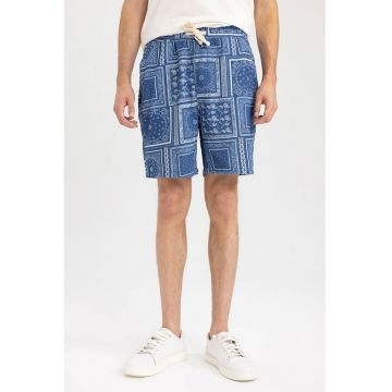 Bermude cu model si talie ajustabila