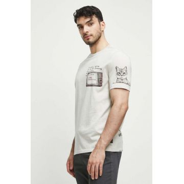 Medicine tricou din bumbac culoarea bej, cu imprimeu