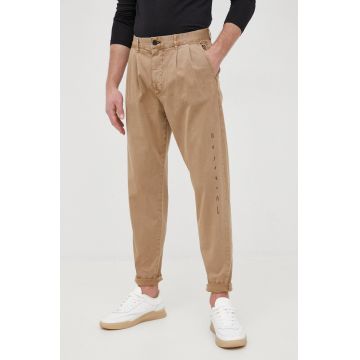 Desigual pantaloni barbati, culoarea bej, drept