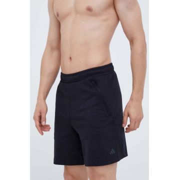 adidas Performance pantaloni scurți de antrenament Base culoarea negru