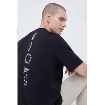 adidas tricou din bumbac culoarea negru, cu imprimeu